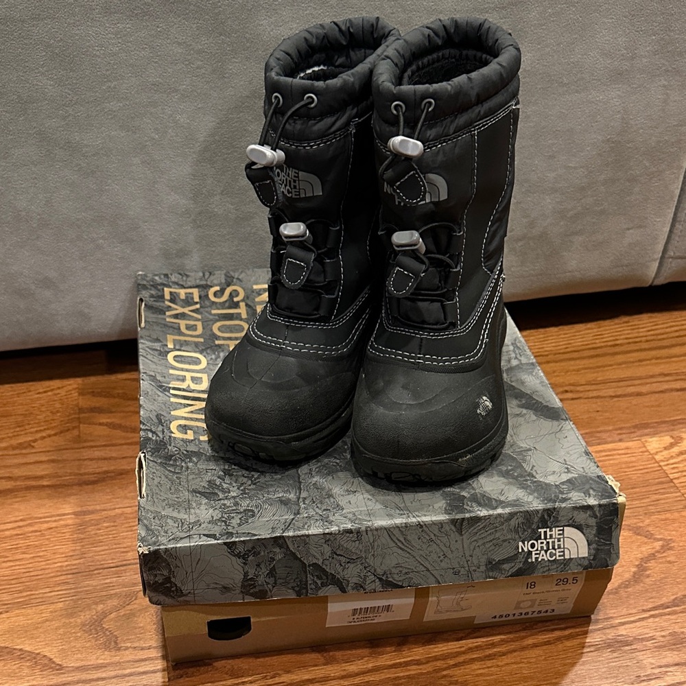 The North Face Black Little Kid 12 Insulated Boots